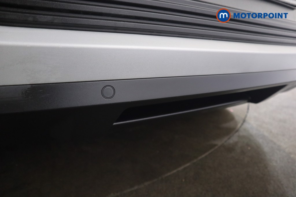 Ford Explorer Select Automatic Electric SUV - Stock Number (1549594) - 18th supplementary image