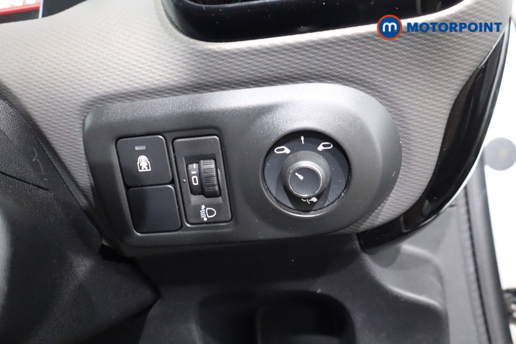 Citroen C4 Cactus Flair Manual Petrol SUV - Stock Number (1549922) - 17th supplementary image