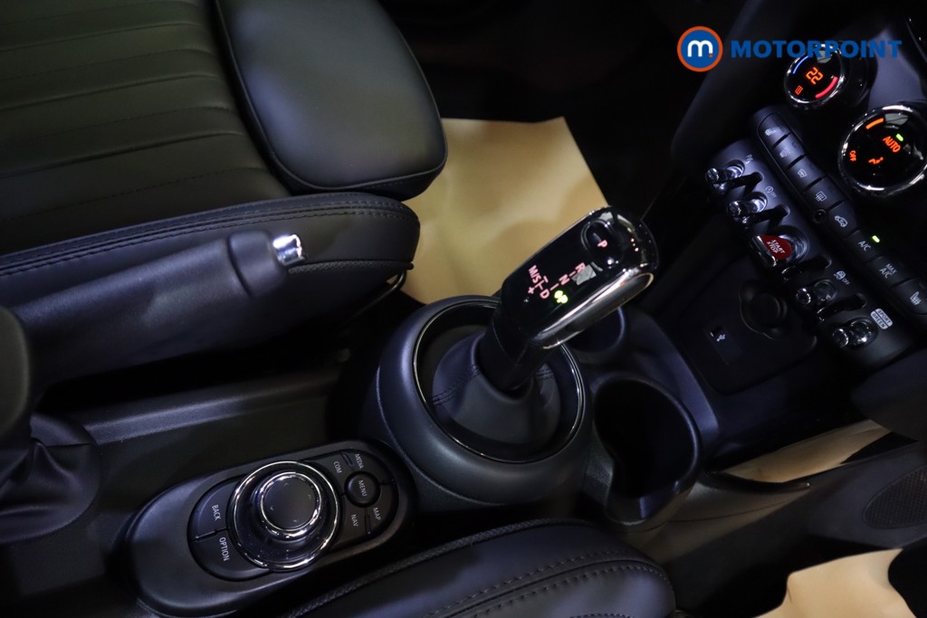 Mini Convertible Cooper S Exclusive Automatic Petrol Convertible - Stock Number (1549965) - 5th supplementary image