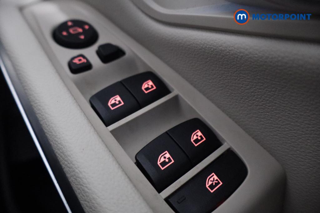 BMW 3 Series M Sport Pro Edition Automatic Petrol Plug-In Hybrid Saloon - Stock Number (1550223) - 12th supplementary image