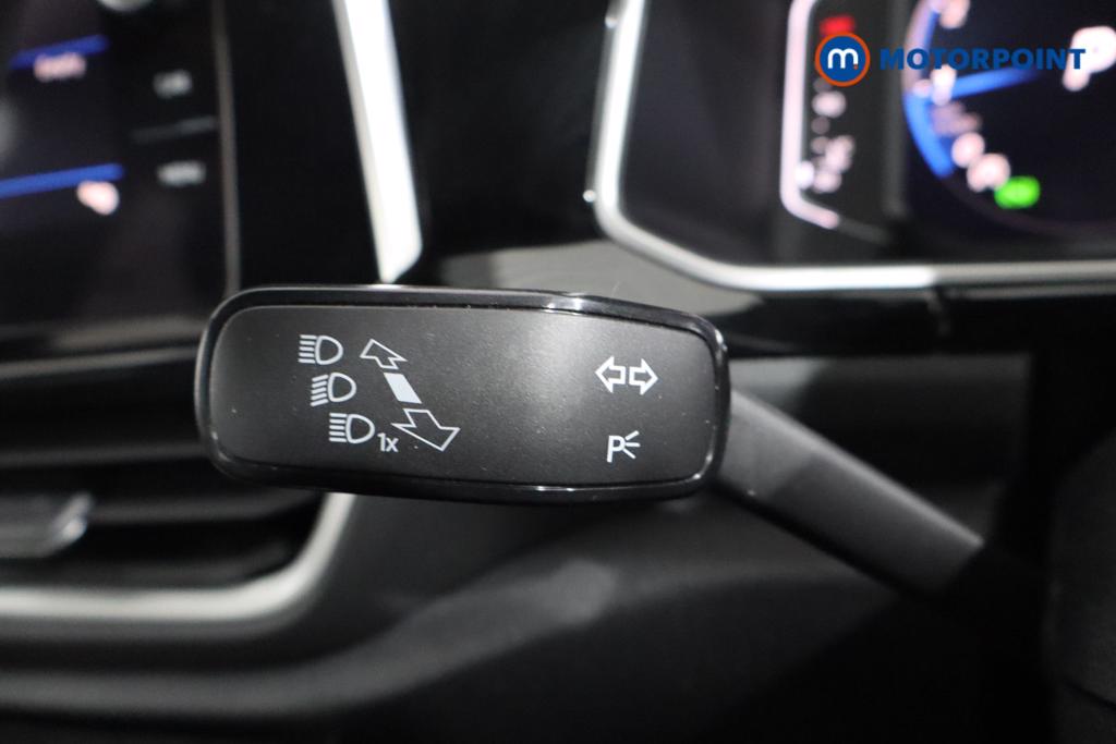 Volkswagen T-Roc R-Line Automatic Petrol SUV - Stock Number (1550224) - 10th supplementary image