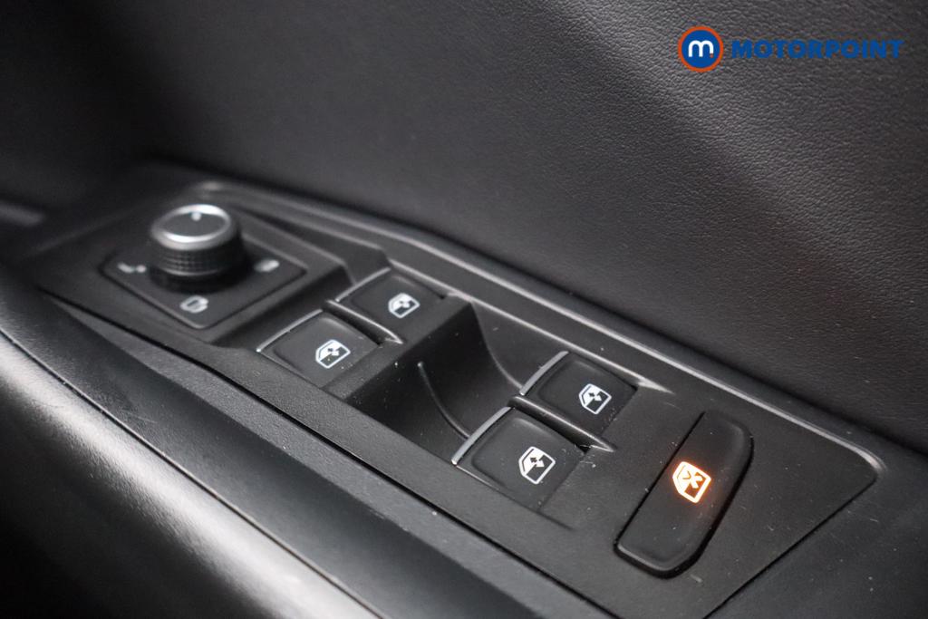 Volkswagen T-Roc R-Line Automatic Petrol SUV - Stock Number (1550224) - 13th supplementary image