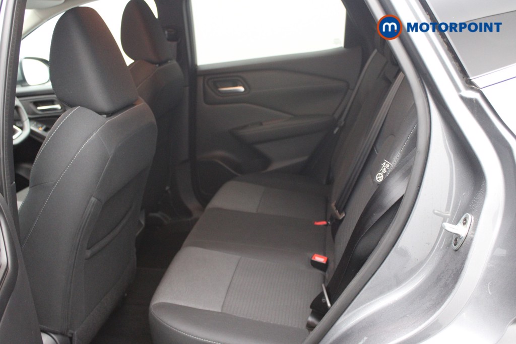 Nissan Qashqai N-Connecta Manual Petrol SUV - Stock Number (1550738) - 2nd supplementary image