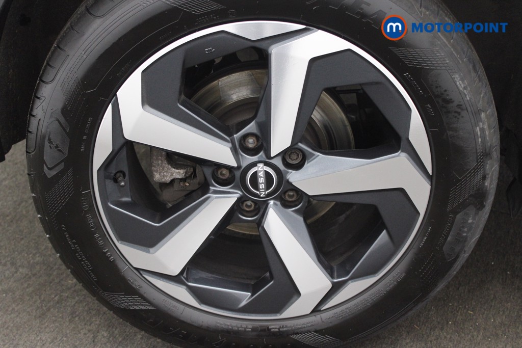 Nissan Qashqai N-Connecta Manual Petrol SUV - Stock Number (1550738) - 19th supplementary image