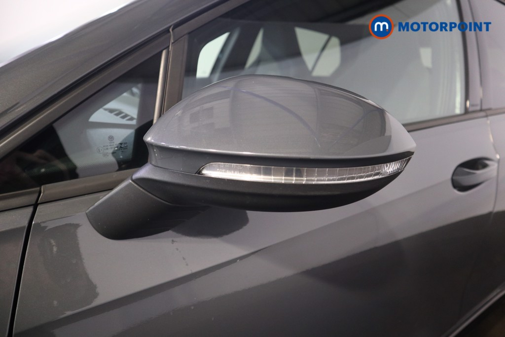 Volkswagen Golf R-Line Manual Petrol Hatchback - Stock Number (1551051) - 23rd supplementary image