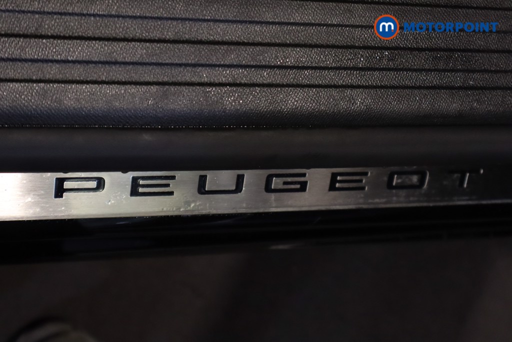 Peugeot 2008 GT Automatic Petrol SUV - Stock Number (1551093) - 8th supplementary image