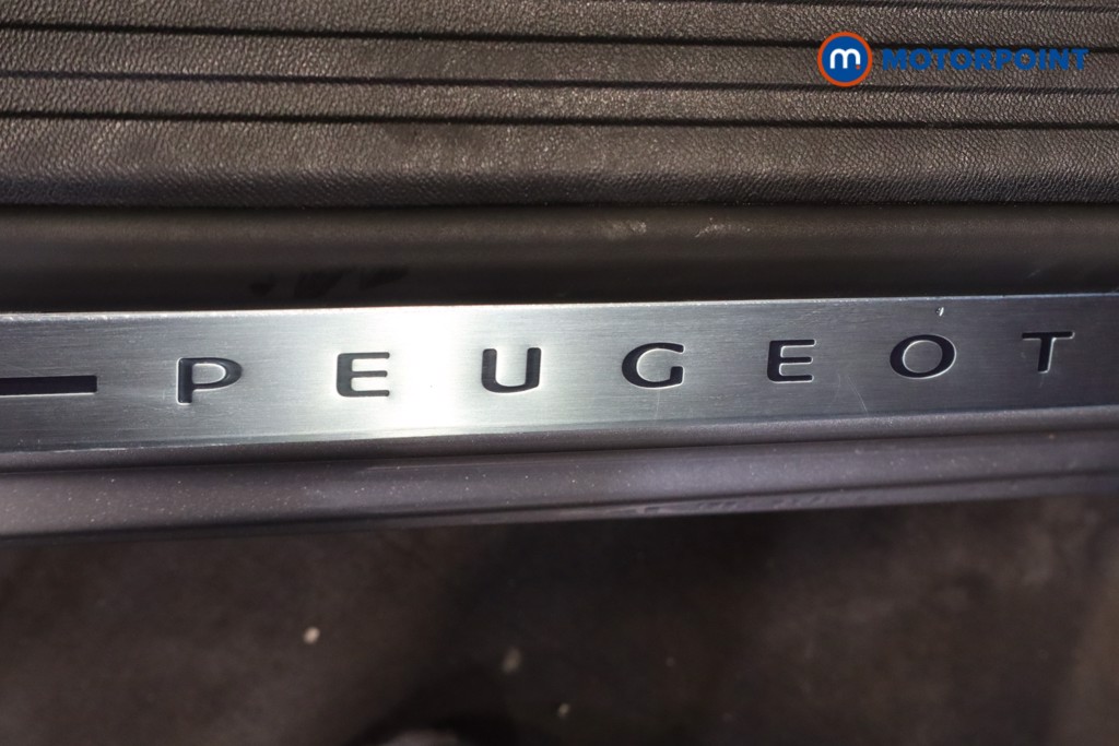 Peugeot 2008 GT Automatic Petrol SUV - Stock Number (1551095) - 7th supplementary image