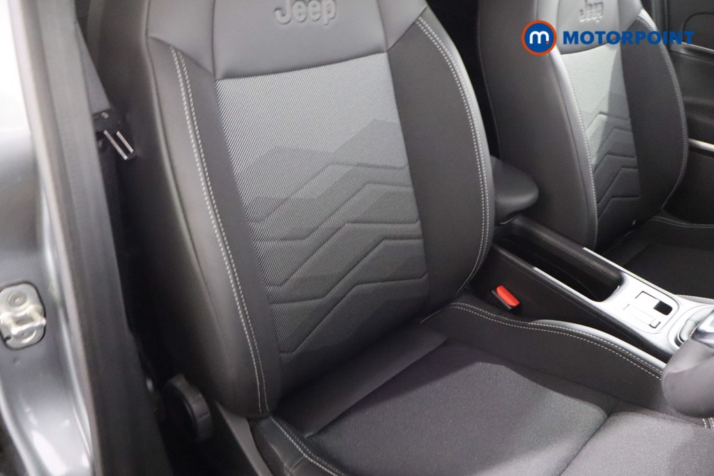 Jeep Avenger Altitude Manual Petrol SUV - Stock Number (1551256) - 25th supplementary image