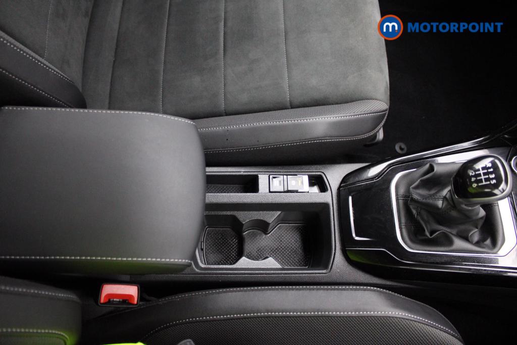 Volkswagen T-Roc Style Manual Petrol SUV - Stock Number (1551339) - 12th supplementary image