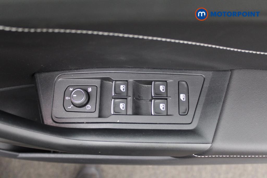 Volkswagen T-Roc Style Manual Petrol SUV - Stock Number (1551339) - 14th supplementary image
