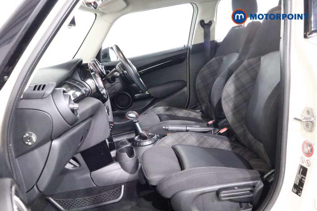 Mini Hatchback Cooper S Automatic Petrol Hatchback - Stock Number (1551596) - 4th supplementary image