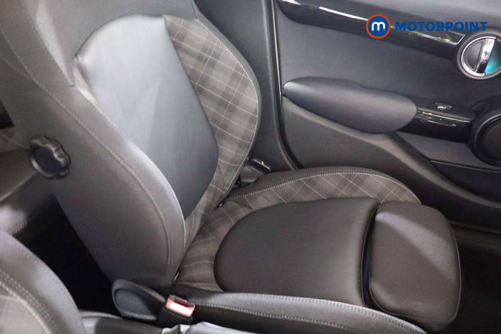 Mini Hatchback Cooper S Automatic Petrol Hatchback - Stock Number (1551596) - 23rd supplementary image