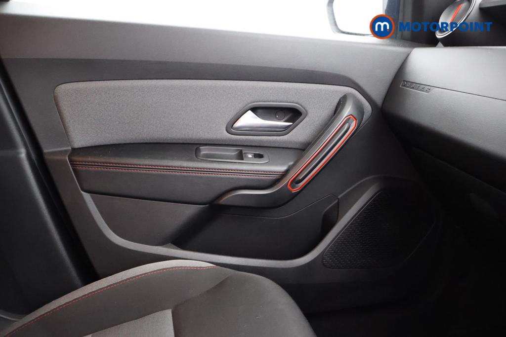 Dacia Duster Techroad Manual Petrol SUV - Stock Number (1532005) - 7th supplementary image