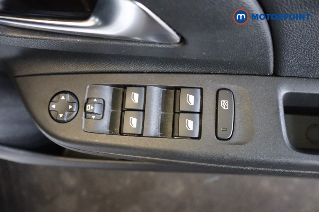 Vauxhall Corsa Elite Nav Premium Manual Petrol Hatchback - Stock Number (1535363) - 9th supplementary image