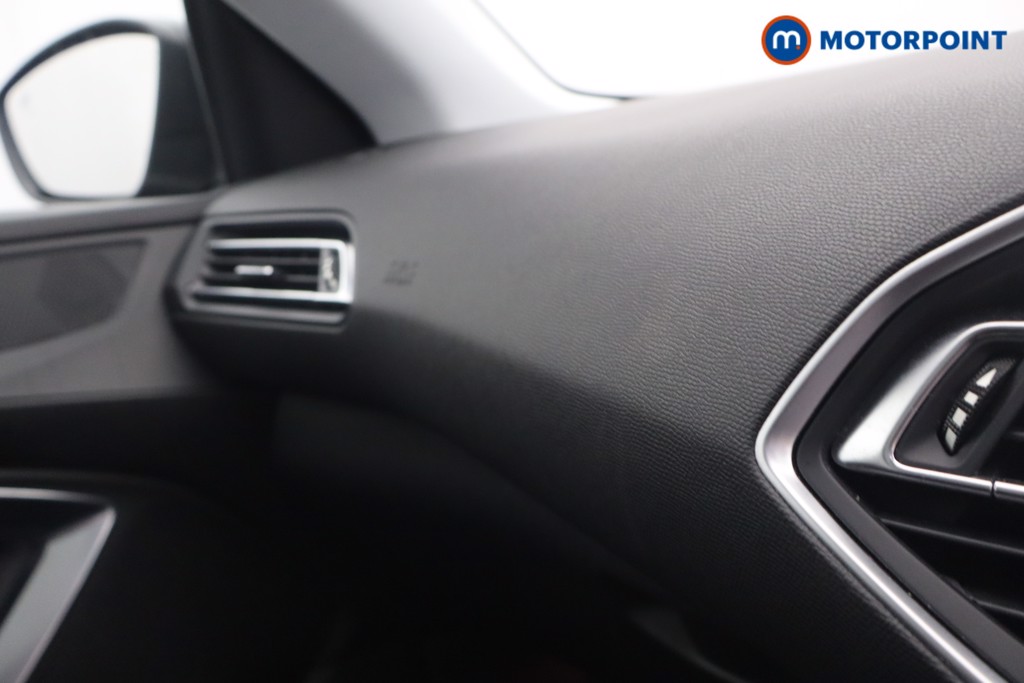Peugeot 308 Tech Edition Manual Diesel Hatchback - Stock Number (1538029) - 11th supplementary image