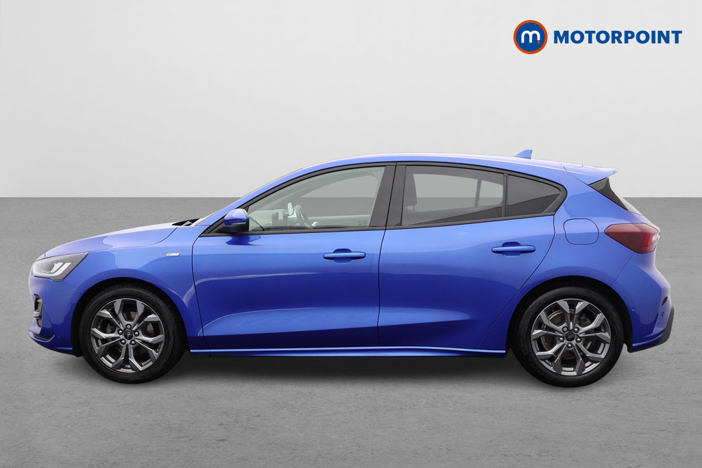 Ford Focus St-Line Manual Petrol Hatchback - Stock Number (1541480) - Passenger side