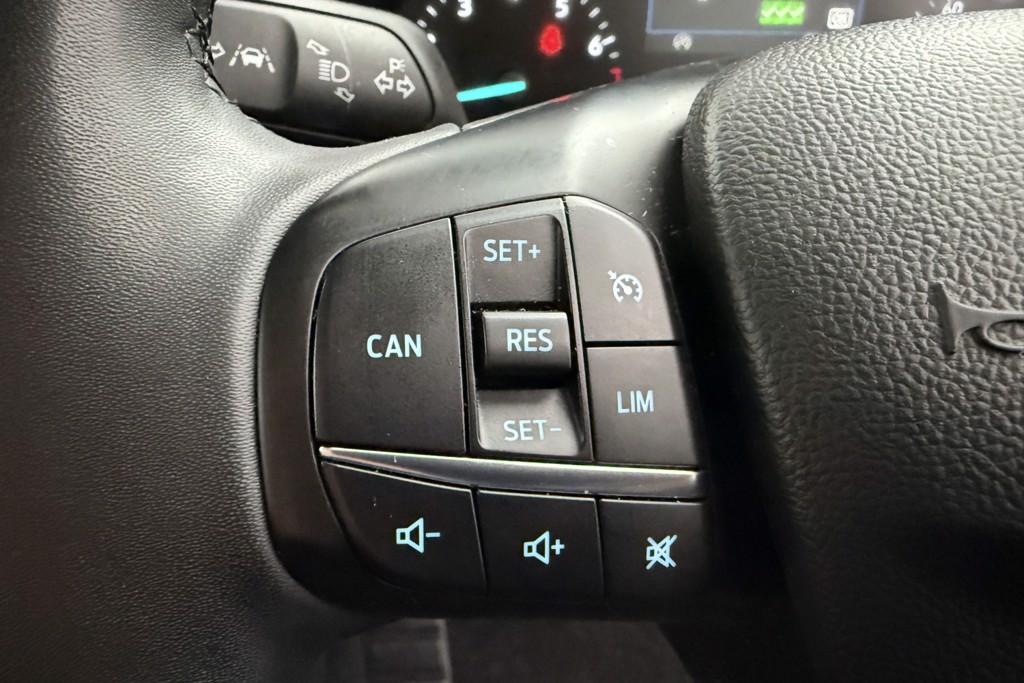 Ford Focus Titanium Manual Petrol Hatchback - Stock Number (1541484) - 3rd supplementary image