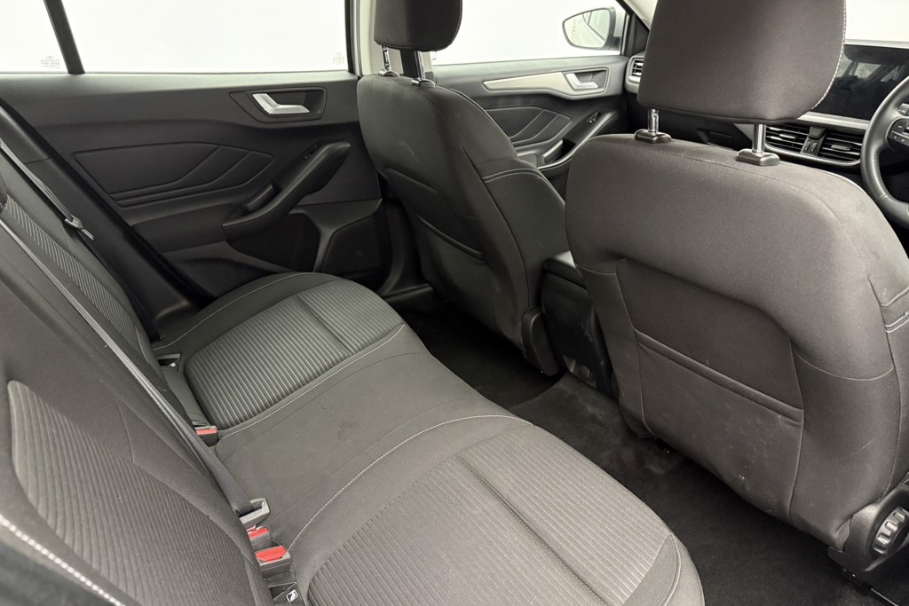 Ford Focus Titanium Manual Petrol Hatchback - Stock Number (1541484) - 16th supplementary image
