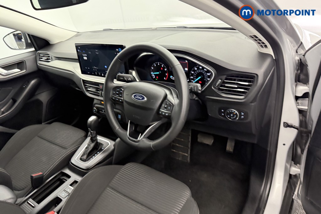 Ford Focus Titanium Automatic Petrol-Electric Hybrid Hatchback - Stock Number (1541485) - 4th supplementary image