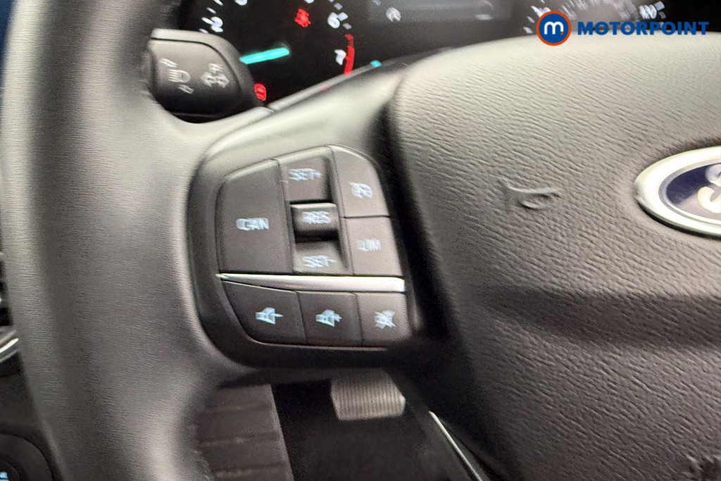 Ford Focus Titanium Automatic Petrol-Electric Hybrid Hatchback - Stock Number (1541485) - 12th supplementary image