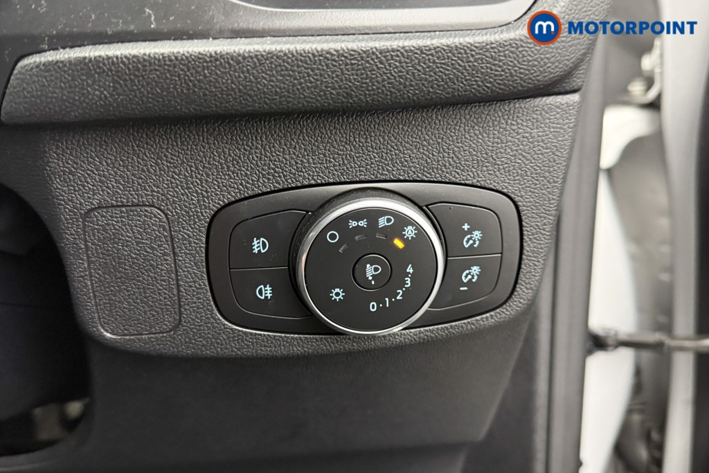 Ford Focus Titanium Automatic Petrol-Electric Hybrid Hatchback - Stock Number (1541485) - 14th supplementary image
