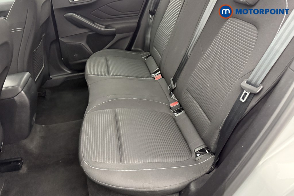 Ford Focus Titanium Automatic Petrol-Electric Hybrid Hatchback - Stock Number (1541485) - 22nd supplementary image