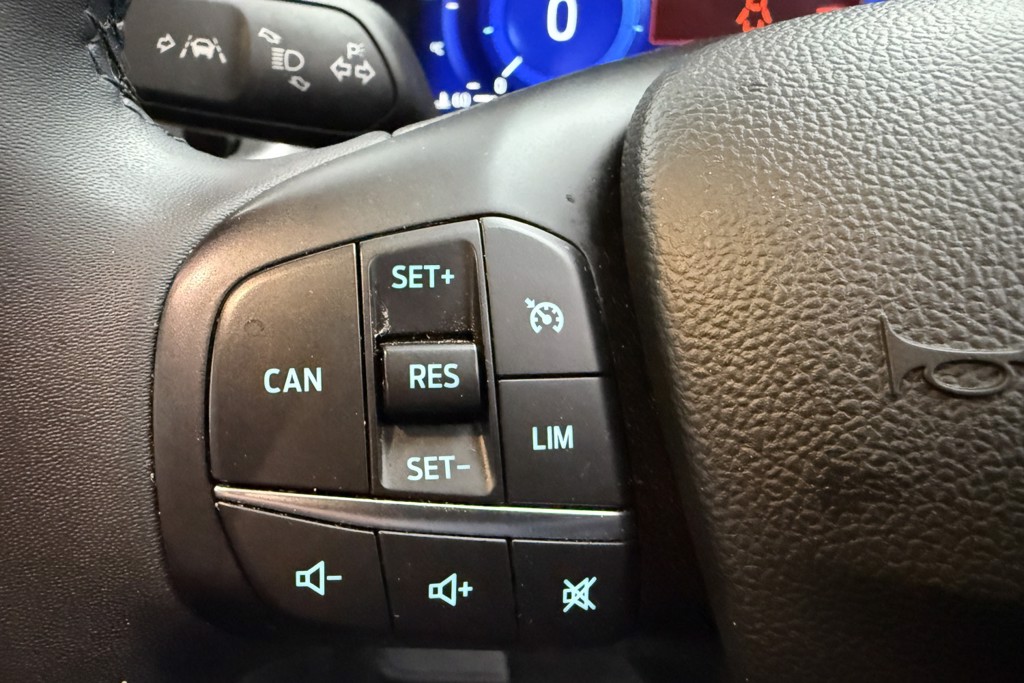 Ford Focus Titanium X Automatic Petrol-Electric Hybrid Hatchback - Stock Number (1541488) - 3rd supplementary image