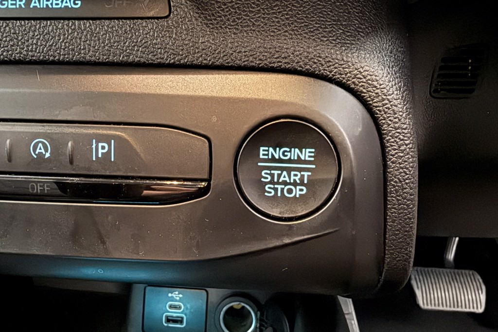 Ford Focus Titanium X Automatic Petrol-Electric Hybrid Hatchback - Stock Number (1541488) - 11th supplementary image