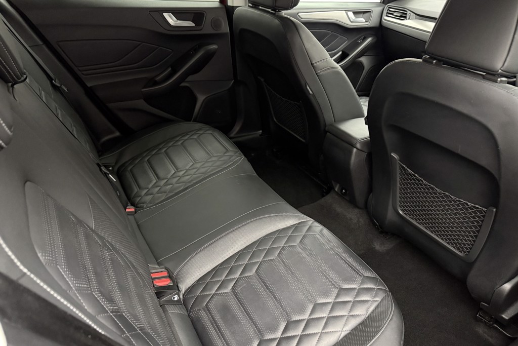 Ford Focus Titanium X Automatic Petrol-Electric Hybrid Hatchback - Stock Number (1541488) - 16th supplementary image