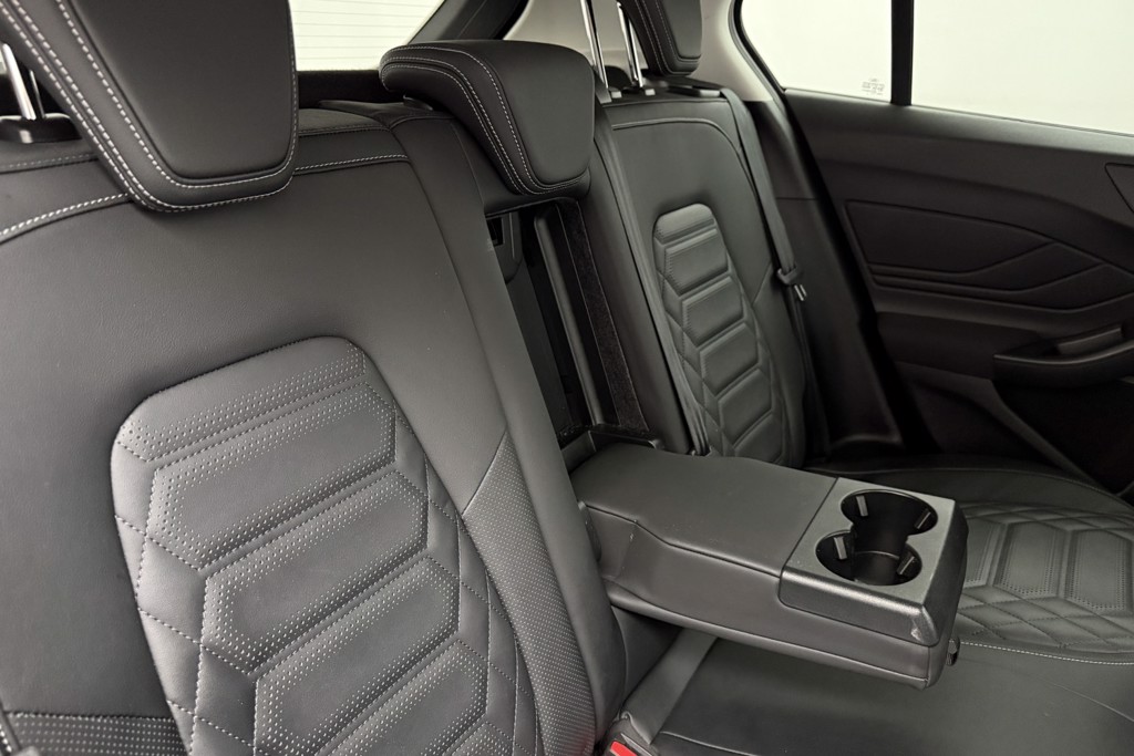 Ford Focus Titanium X Automatic Petrol-Electric Hybrid Hatchback - Stock Number (1541488) - 17th supplementary image
