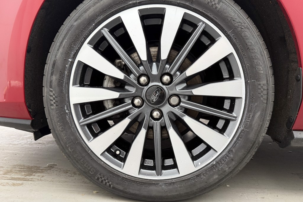Ford Focus Titanium X Automatic Petrol-Electric Hybrid Hatchback - Stock Number (1541488) - 23rd supplementary image