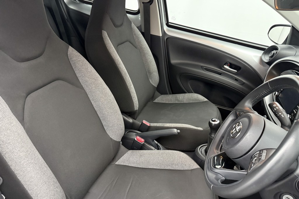Toyota Aygo X Pure Manual Petrol Hatchback - Stock Number (1541889) - 10th supplementary image