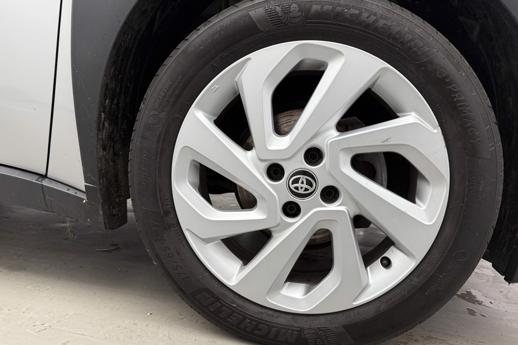 Toyota Aygo X Pure Manual Petrol Hatchback - Stock Number (1541889) - 23rd supplementary image