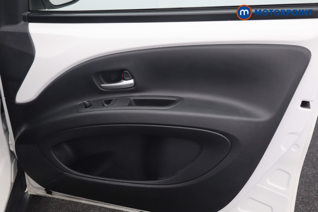 Toyota Aygo X Pure Manual Petrol Hatchback - Stock Number (1541891) - 14th supplementary image