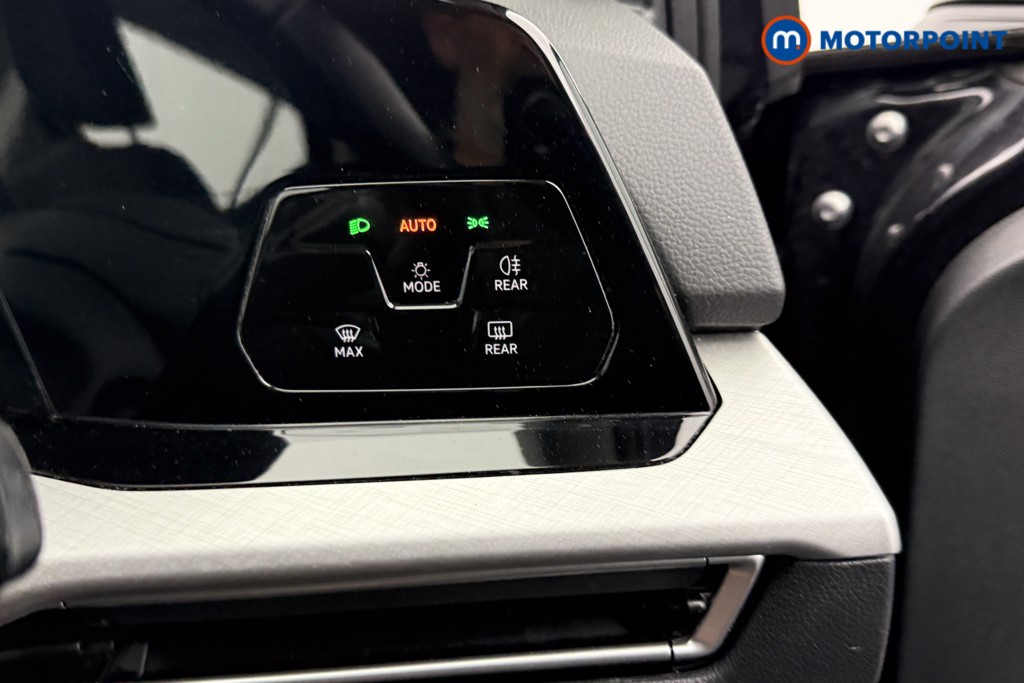 Volkswagen Golf Life Manual Petrol Hatchback - Stock Number (1541901) - 16th supplementary image