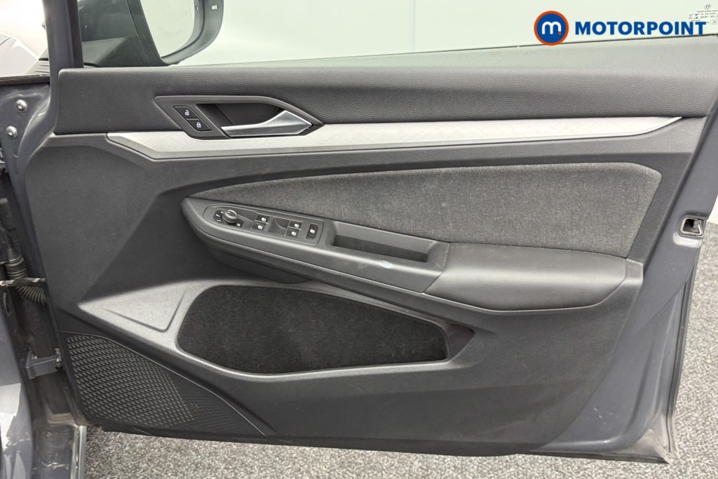 Volkswagen Golf Life Manual Petrol Hatchback - Stock Number (1541903) - 18th supplementary image