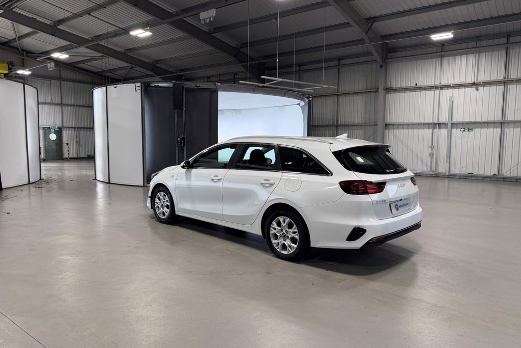 KIA Ceed 2 Manual Petrol Estate - Stock Number (1542018) - Passenger side rear corner