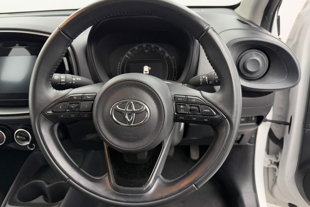 Toyota Aygo X Pure Manual Petrol Hatchback - Stock Number (1542746) - 2nd supplementary image