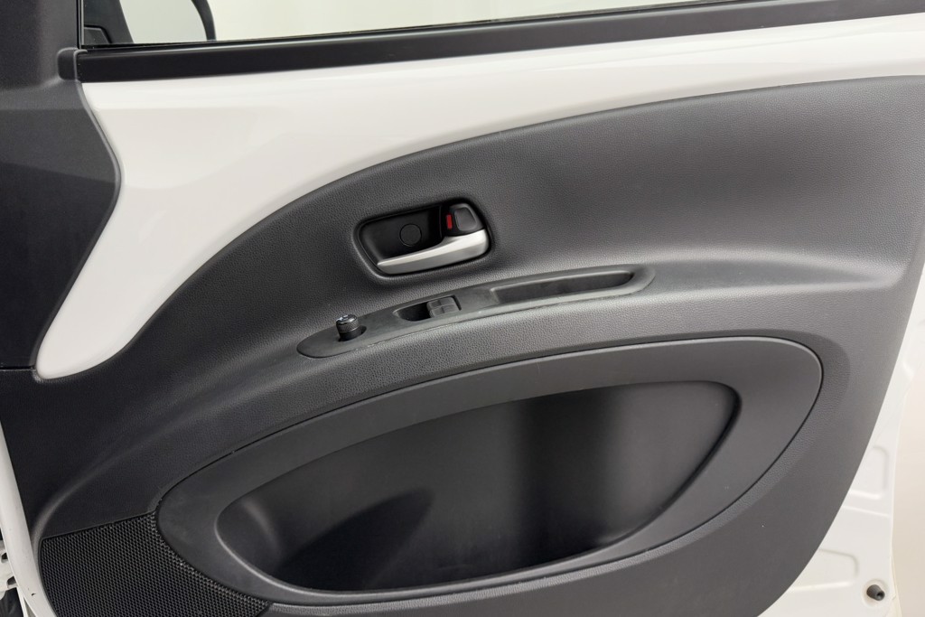 Toyota Aygo X Pure Manual Petrol Hatchback - Stock Number (1542746) - 15th supplementary image