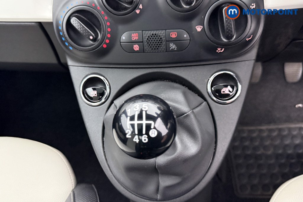 Fiat 500 Dolcevita Manual Petrol-Electric Hybrid Hatchback - Stock Number (1543157) - 11th supplementary image