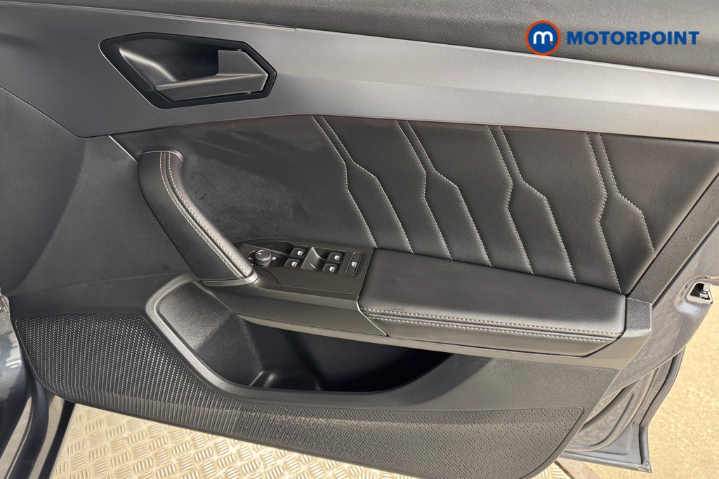 Cupra Leon V1 Manual Petrol Hatchback - Stock Number (1543702) - 15th supplementary image
