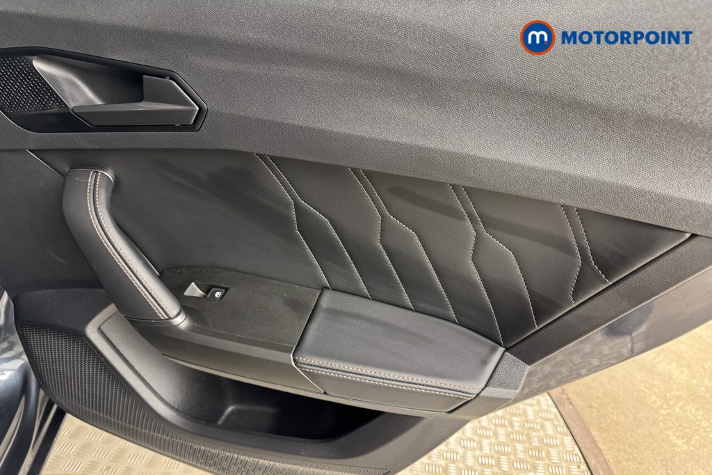 Cupra Leon V1 Manual Petrol Hatchback - Stock Number (1543702) - 16th supplementary image