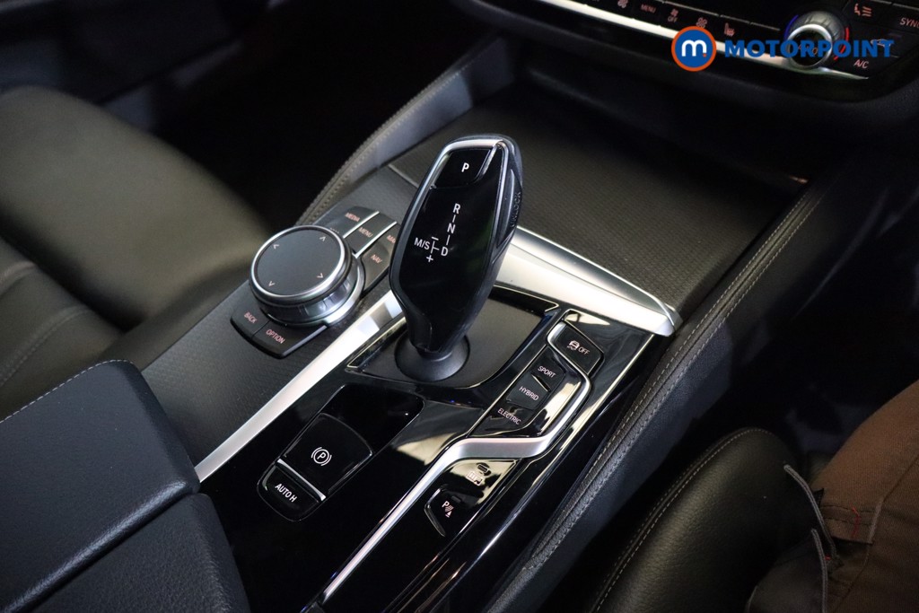 BMW 5 Series M Sport Automatic Petrol Plug-In Hybrid Saloon - Stock Number (1543723) - 5th supplementary image