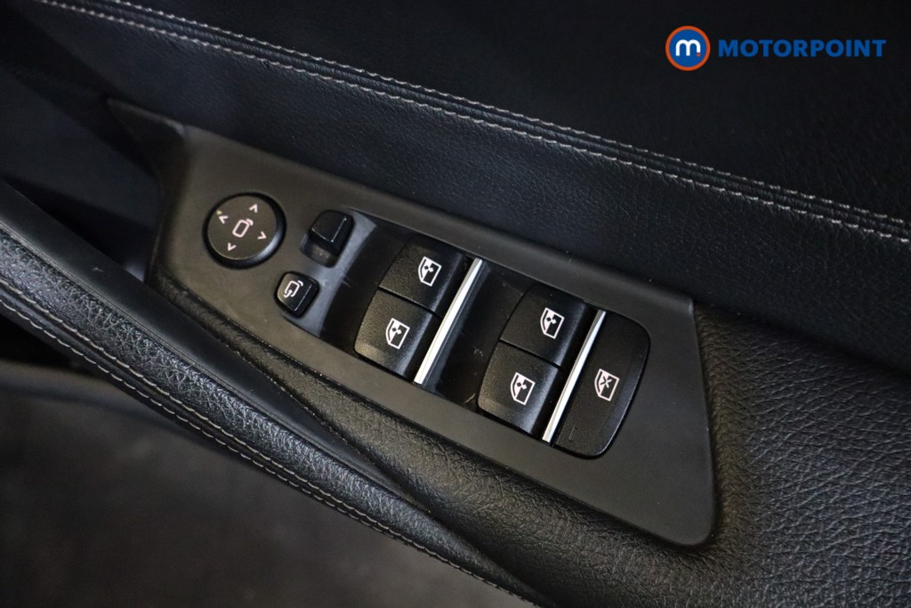 BMW 5 Series M Sport Automatic Petrol Plug-In Hybrid Saloon - Stock Number (1543723) - 9th supplementary image