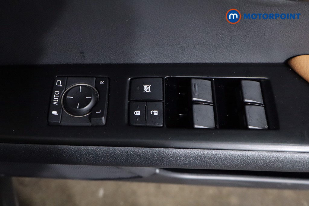 Lexus UX Takumi Automatic Petrol-Electric Hybrid SUV - Stock Number (1543773) - 16th supplementary image
