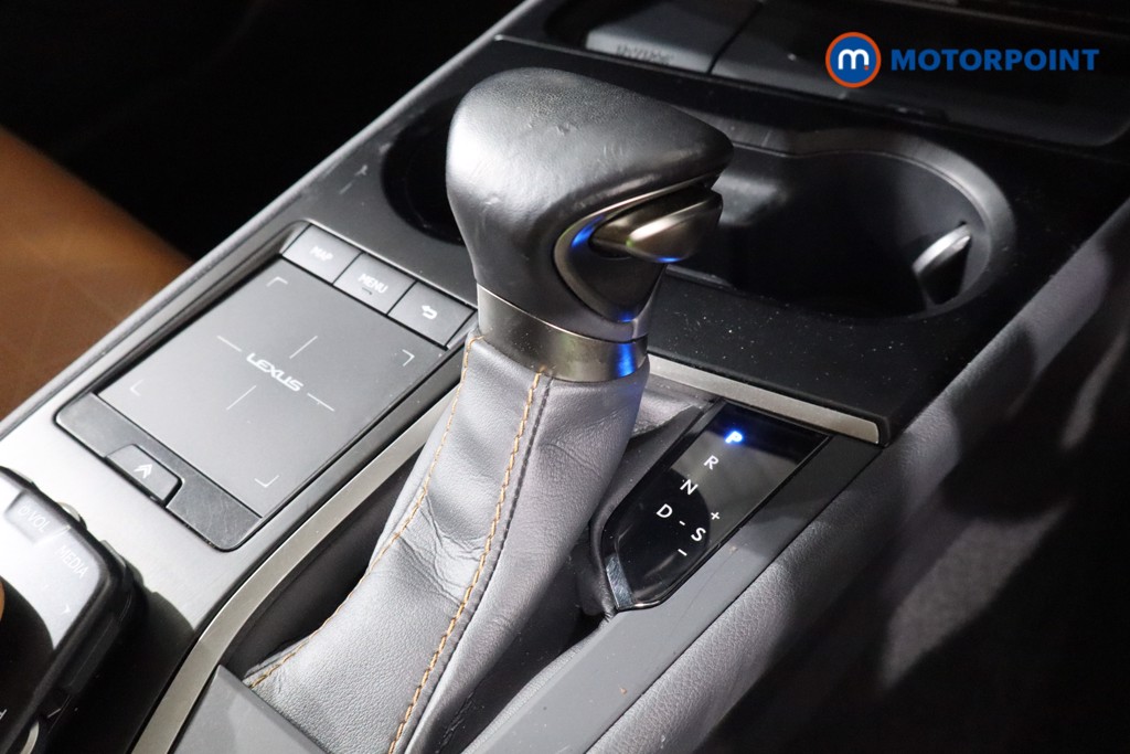 Lexus UX Takumi Automatic Petrol-Electric Hybrid SUV - Stock Number (1543773) - 20th supplementary image