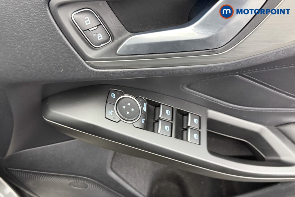 Ford Focus Titanium X Automatic Petrol Hatchback - Stock Number (1543954) - 17th supplementary image