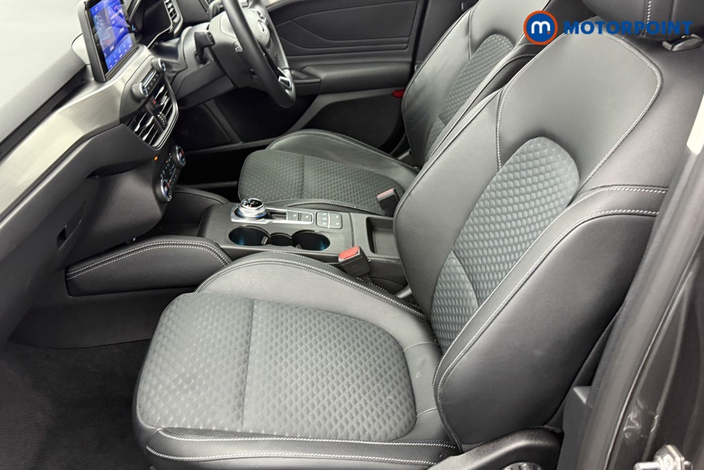 Ford Focus Titanium X Automatic Petrol Hatchback - Stock Number (1543954) - 24th supplementary image