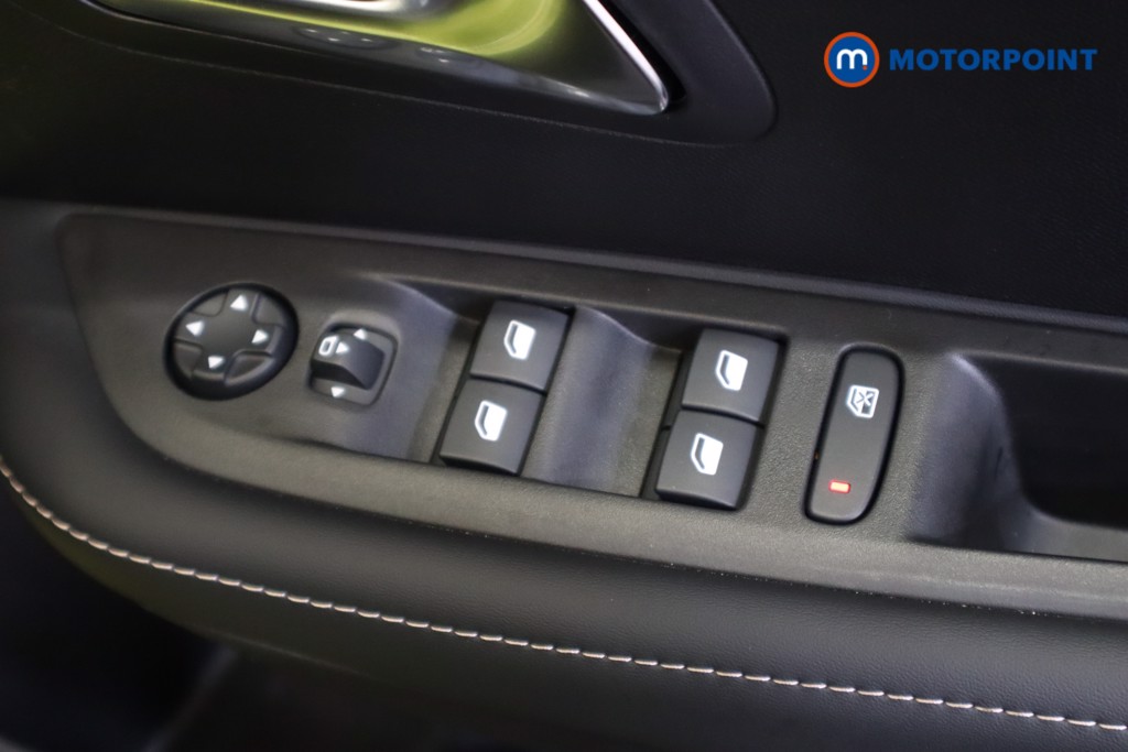 Peugeot 208 Allure Manual Petrol Hatchback - Stock Number (1544803) - 7th supplementary image