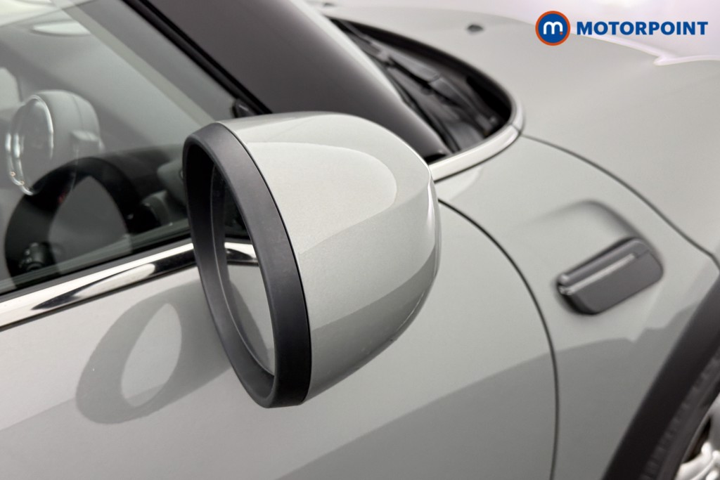 Mini Hatchback Cooper Classic Manual Petrol Hatchback - Stock Number (1544879) - 17th supplementary image